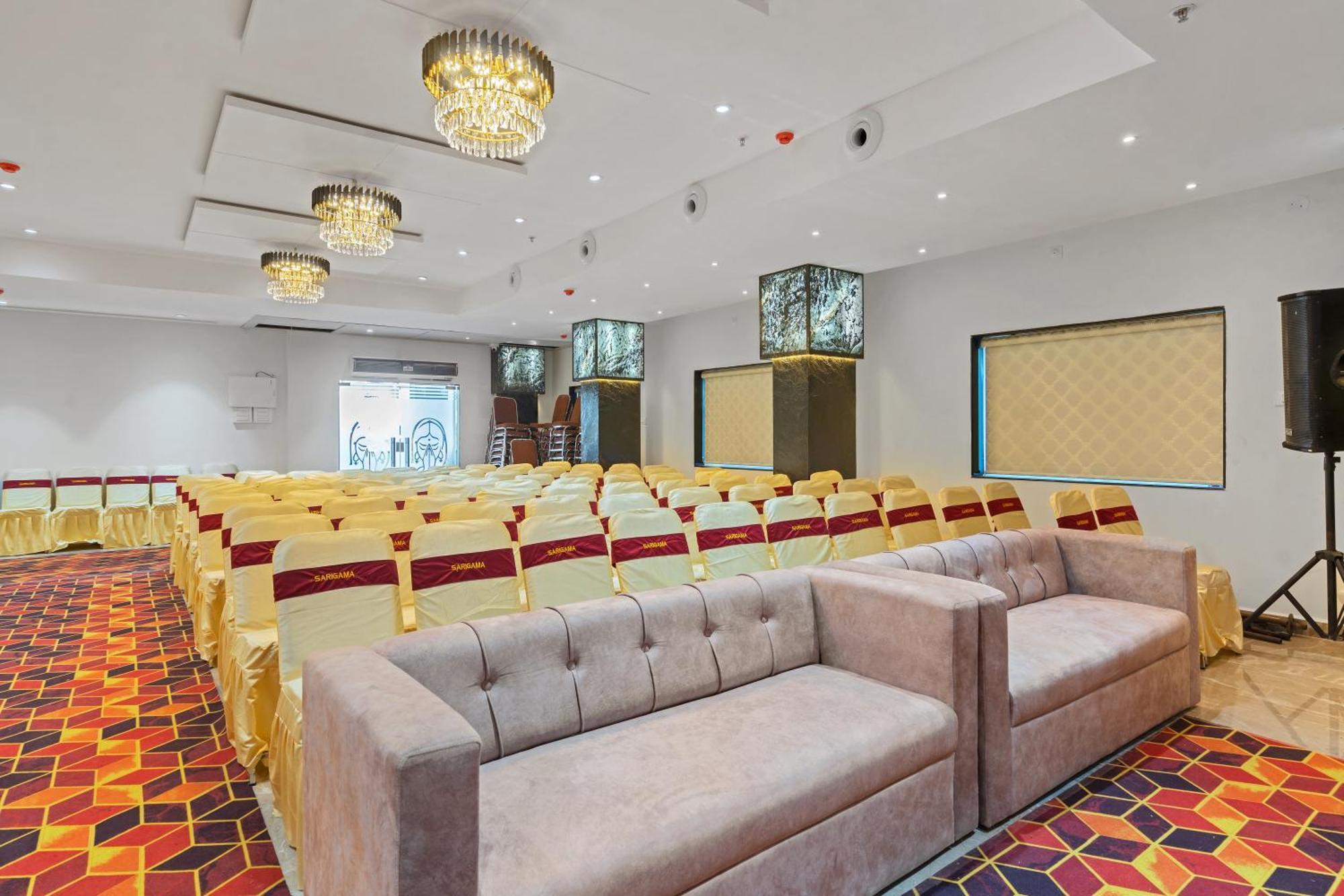 Hotel Sky Land Khammam Zewnętrze zdjęcie