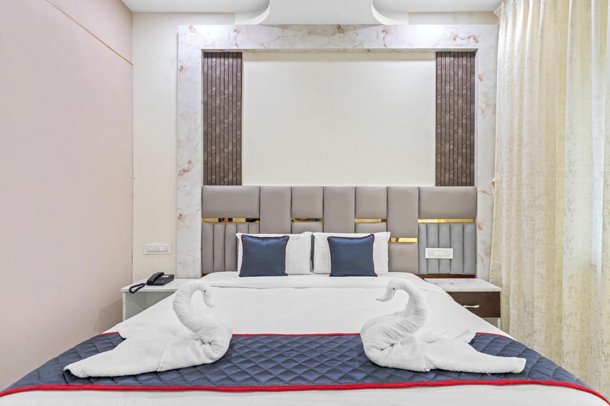 Hotel Sky Land Khammam Zewnętrze zdjęcie