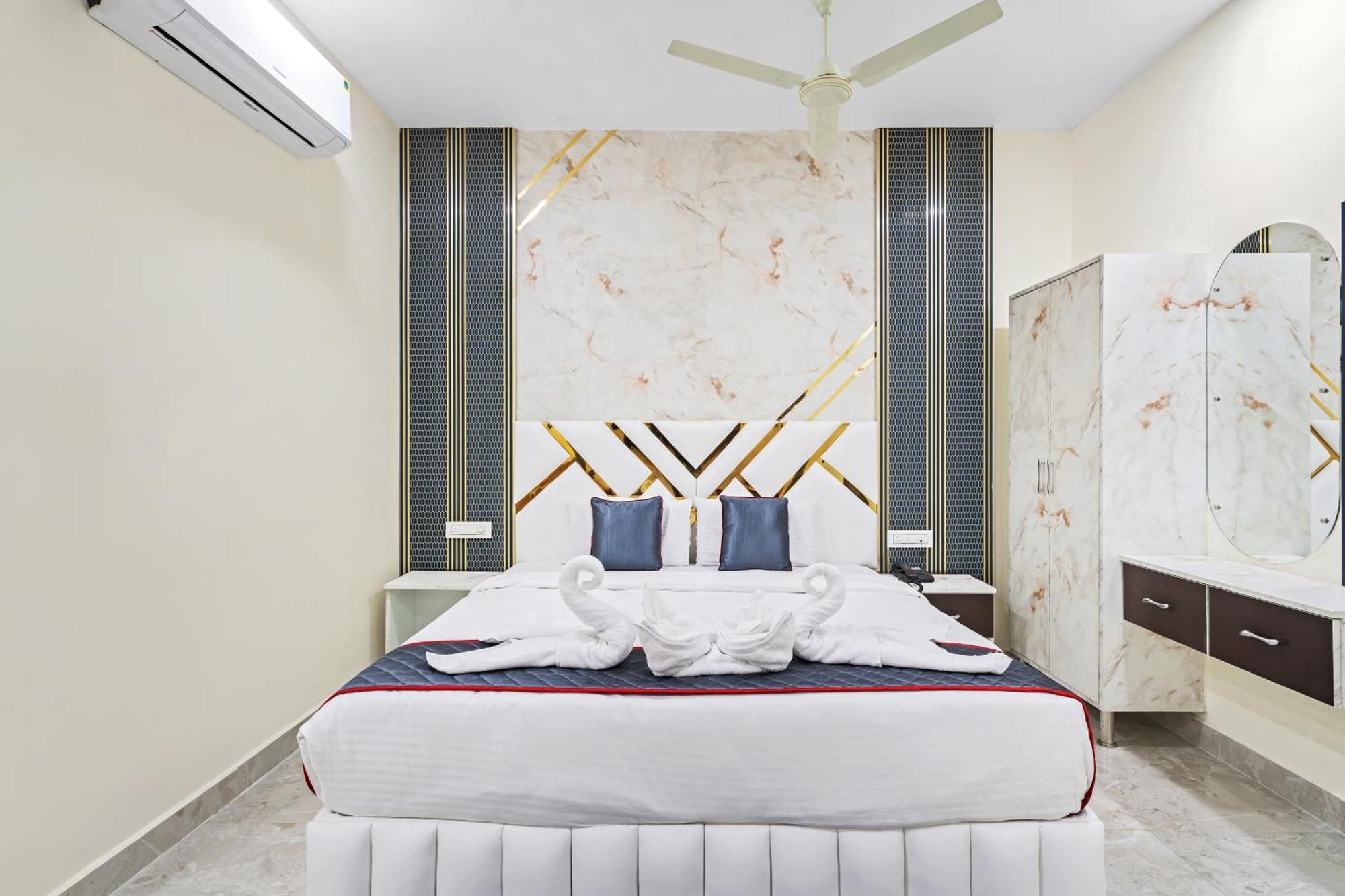 Hotel Sky Land Khammam Zewnętrze zdjęcie