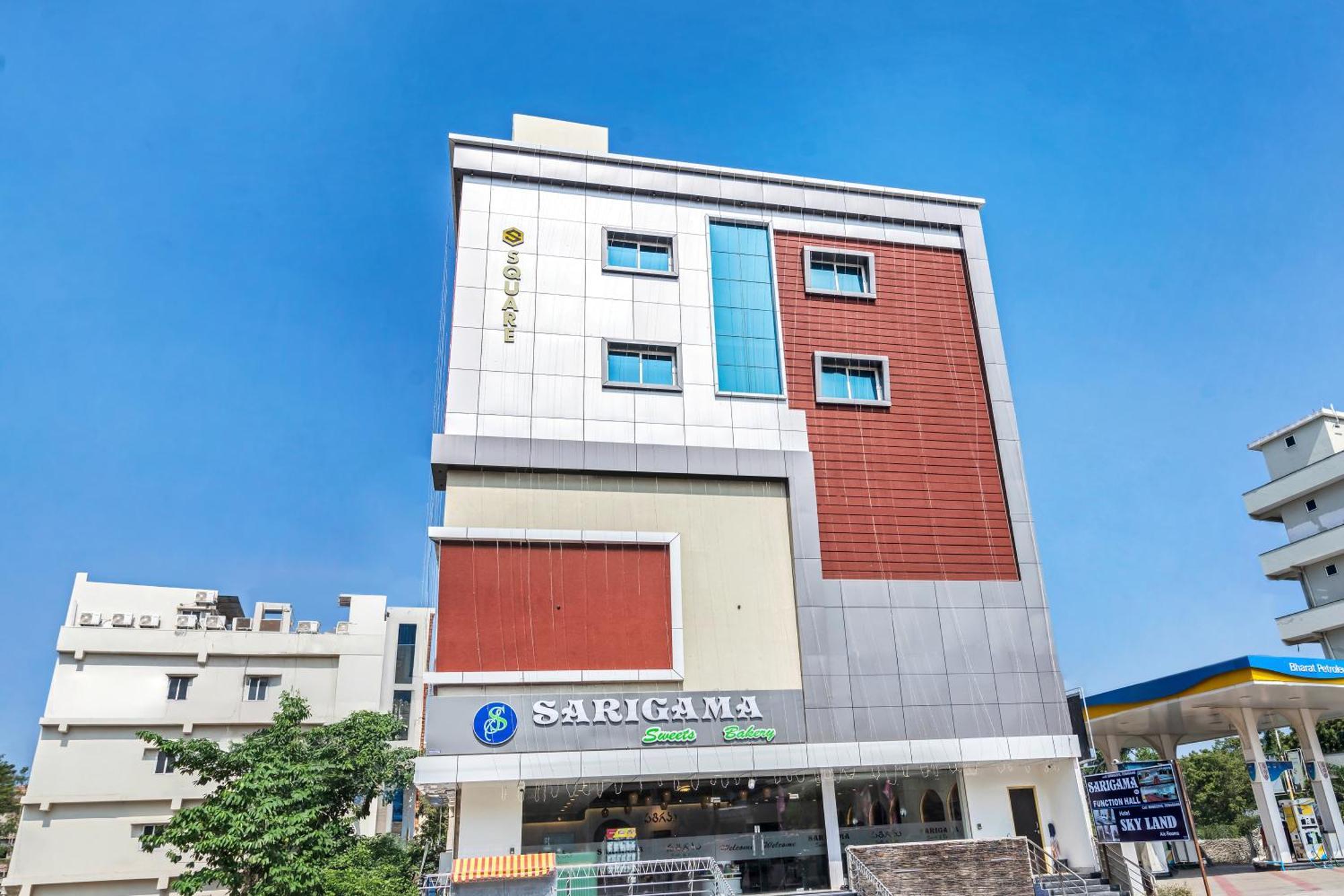 Hotel Sky Land Khammam Zewnętrze zdjęcie