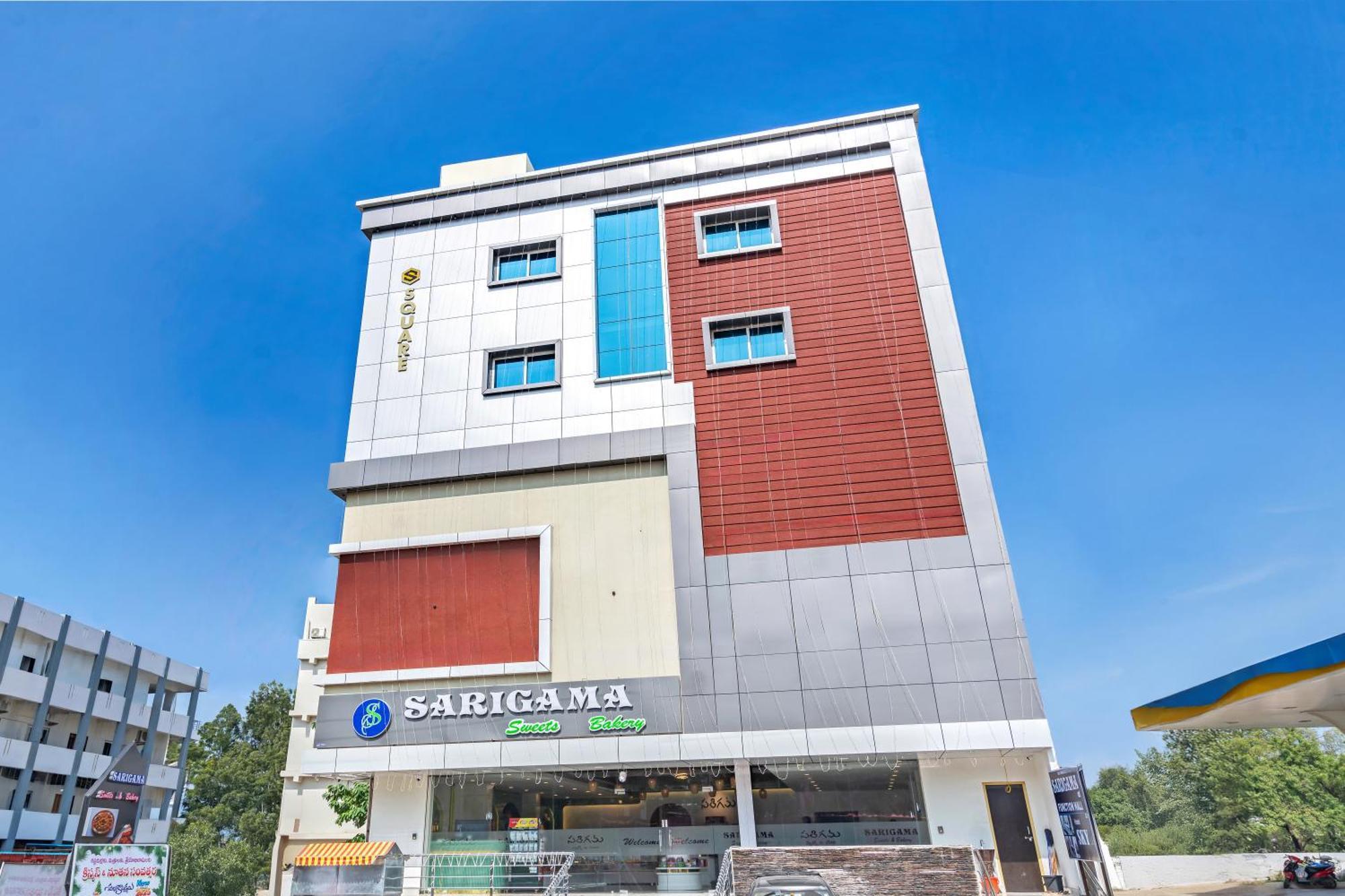 Hotel Sky Land Khammam Zewnętrze zdjęcie